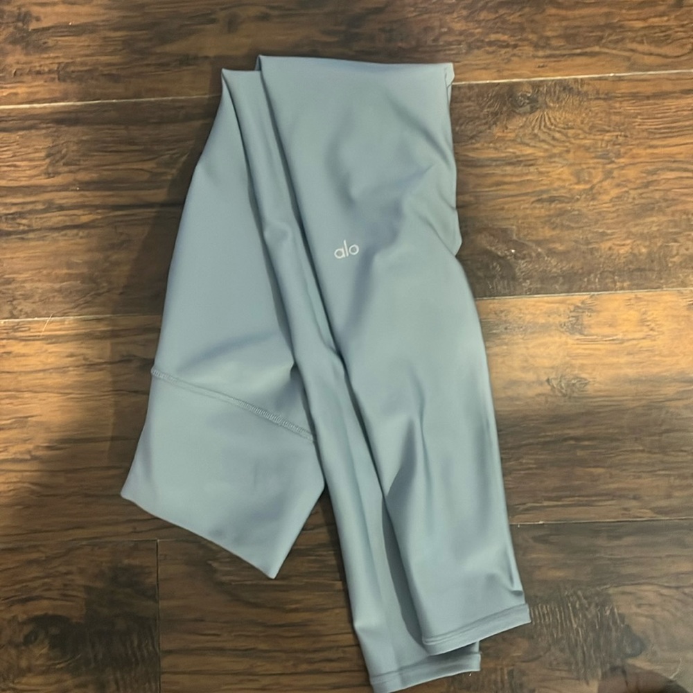 Alo Leggings